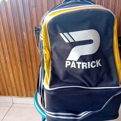 Patrick sports bag like new condition