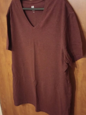 H&M Men's T-Shirt L-XL like new, burgundy