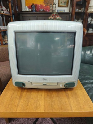 Apple iMac G3 used, 15-inch CRT display, 233 MHz PowerPC G3
