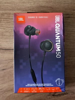 JBL Quantum50 жични слушалки нови