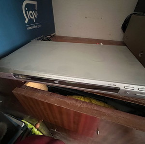 SONY CD PLAYER