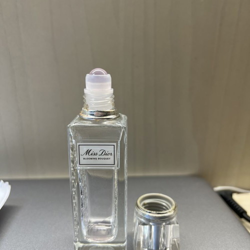 Miss Dior perfume packaging like new