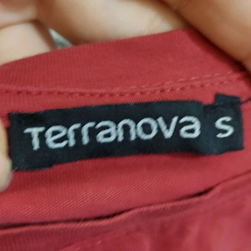 T-shirt with side fringes like new, size S, red