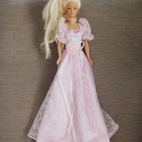 Barbie doll Mattel Bridal Barbie in pink lace wedding dress, like new