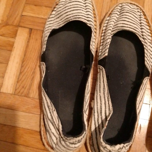 Set of 4 pairs of shoes used, size 39