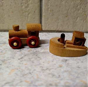 2 μικρά ξύλινα οχηματακια