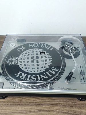 Technics SL-1200MK2 πικάπ μεταχειρισμένο με κεφαλή Pickering-Stanton D150DJ