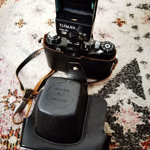Zenit 12XP camera new with flash and case