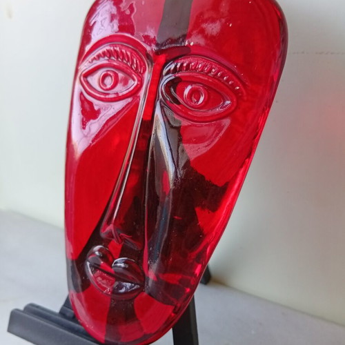 Handblown glass mask from Mexico, 11.5 cm, ruby red