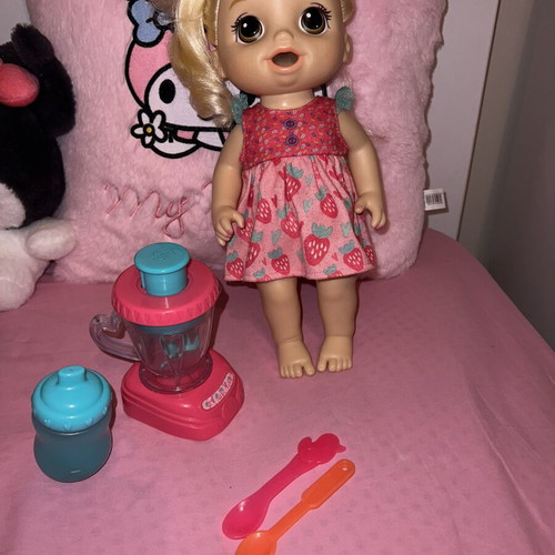 Hasbro Baby Alive Magical Mixer doll used