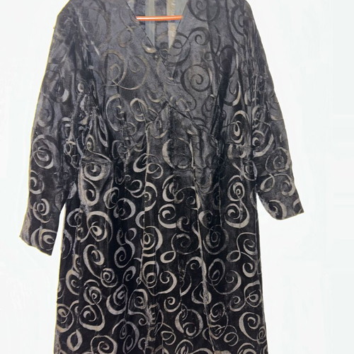 Vintage black devoré velvet dress 60s/70s, custom made, collectible