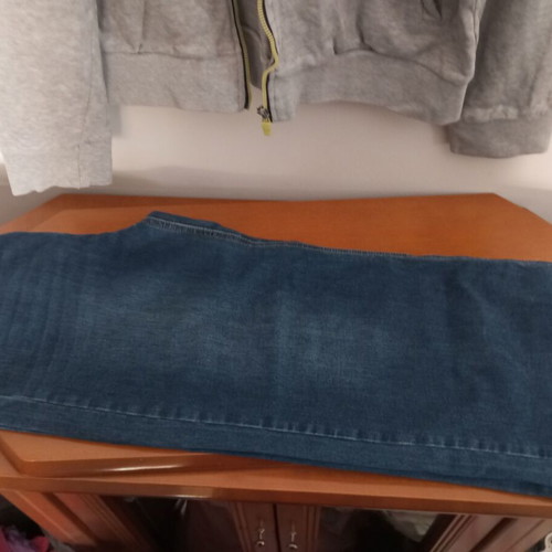 Blue jeans, size XL