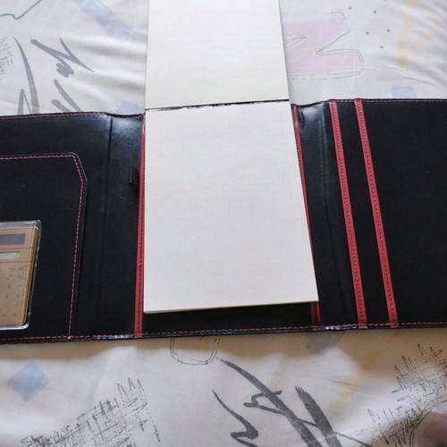 Agenda with solar calculator and notebook like new