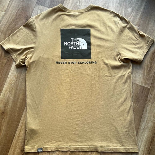 The North Face T-shirt like new, size L, beige gold