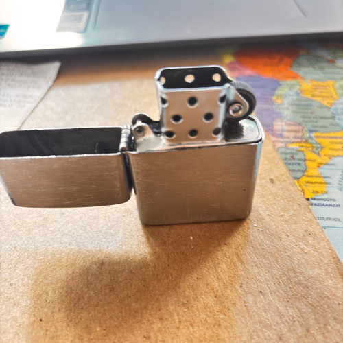 Zippo-style classic lighter