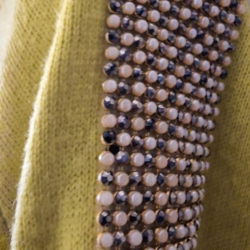 Women's sweater used, yellow, size L with impressive sleeve detail