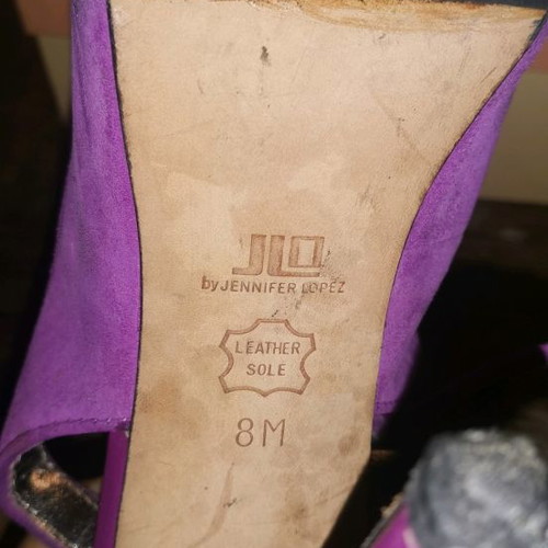 Jennifer Lopez purple pumps used, size 38