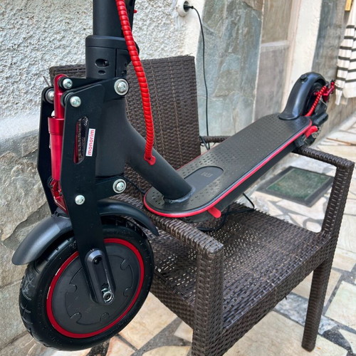 Xiaomi Pro 2 Extra like new with front suspension and red details