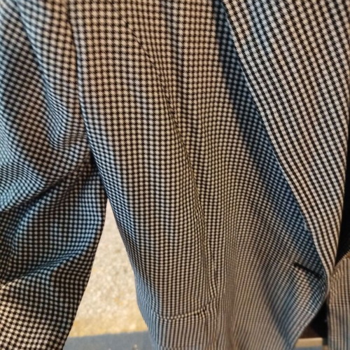 Stradivarius checked jacket size M like new, black and white