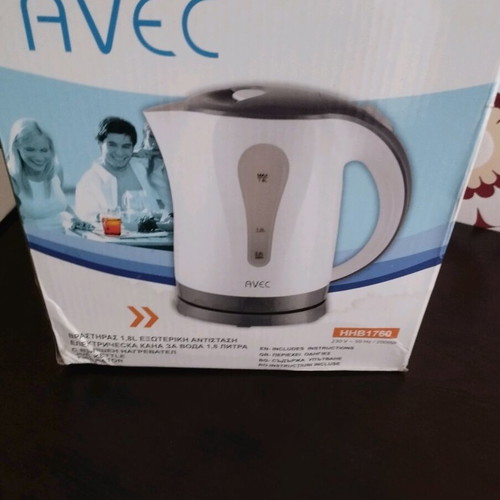 Kettle new unused in its box