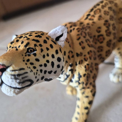 Jaguar Safari miniature like new