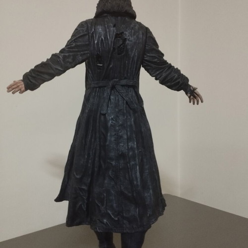 Neca The Crow 18'' figure like new with sound and black bird