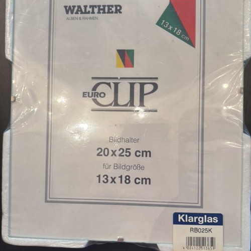 Wall frame new 20 by 25 cm