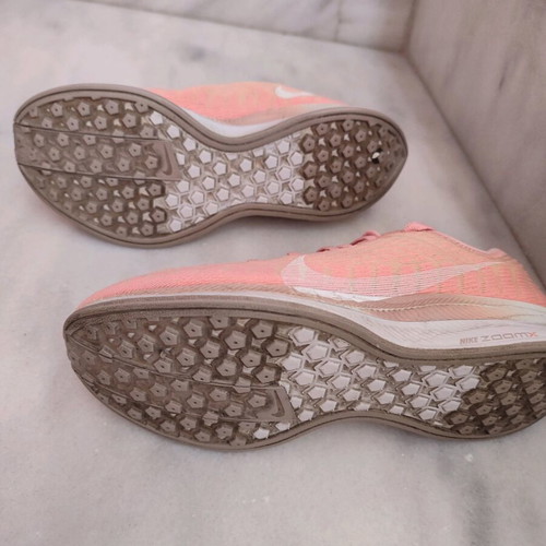 Nike athletic shoes used, pack of 3 pairs size 35.5
