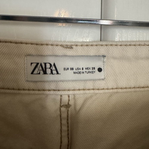 Zara white jeans size M 38, straight fit