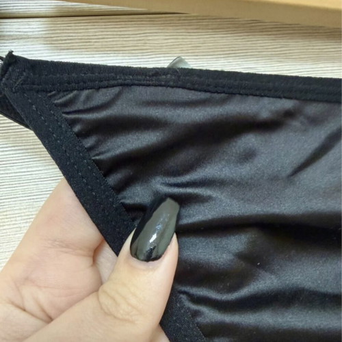 Intimissimi black satin t-string with silver rhinestone heart, brand new