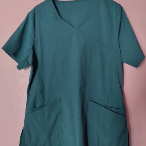 Nursing uniform like new, size M, elastic pants with side pockets