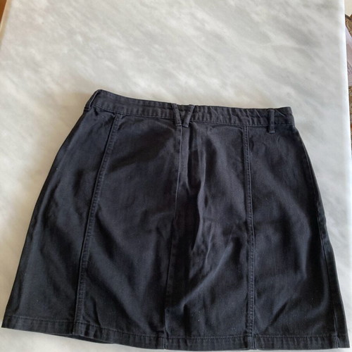 Stradivarius black short denim skirt like new, size XL