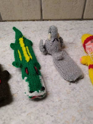 Handmade finger puppets like new, set of 4 from Peru