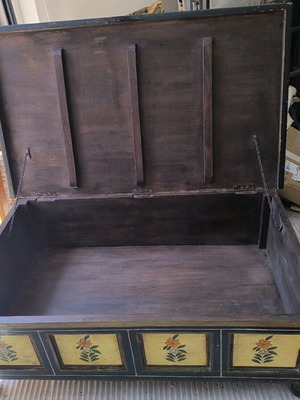 Chest table used 48×138×82