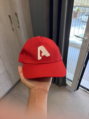 Alpha Industries καπέλο με γείσο σε κόκκινο, μέγεθος S