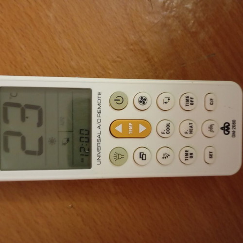 Universal AC remote control
