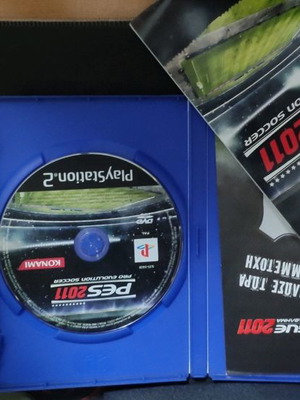 Pro Evolution Soccer 2011 for PlayStation 2 used
