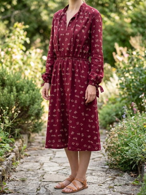 Dress like new, size S, white and red