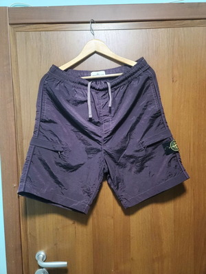 Stone Island Nylon Metal shorts size L new, purple