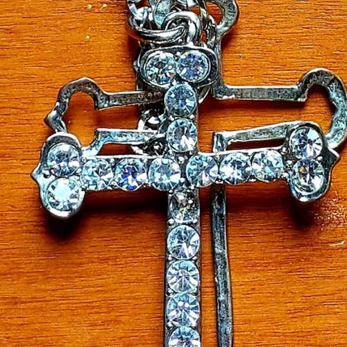 Double Cross Pendant silver, like new with chain