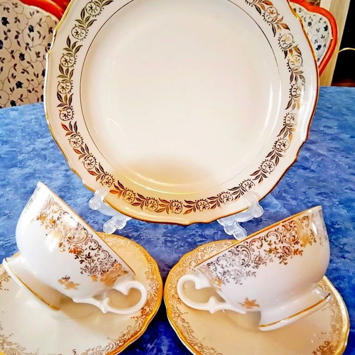 Platter and two cups Porcelaine P.F.C. de France