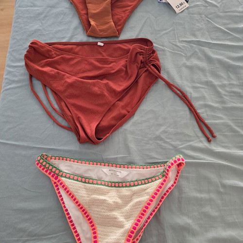 Swimsuits like new, set of 10 different pieces