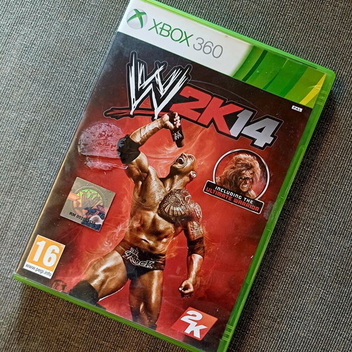 W2K14 Xbox 360 game used, complete