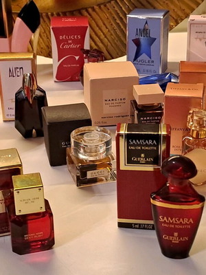 Μινιατούρες αρωμάτων καινούργιες, συλλογή γνωστών οίκων