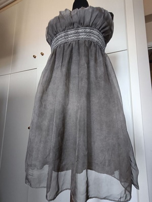 Italian silk strapless dress like new, gray, size M
