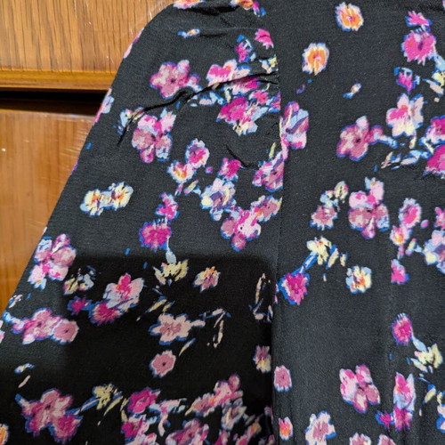 H&M midi dress like new with floral print and puff sleeves size M
