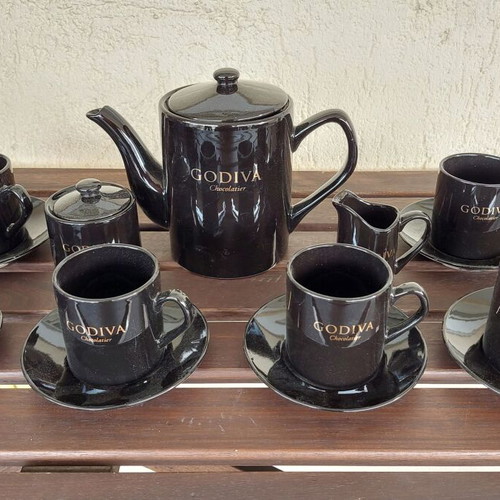 Godiva collectible hot chocolate and coffee set 15 pieces new