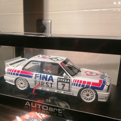 BMW M3 E30 Collectible Car Miniatures 1/18 Scale New