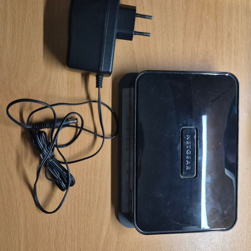 Netgear N300 DSL Modem Router used