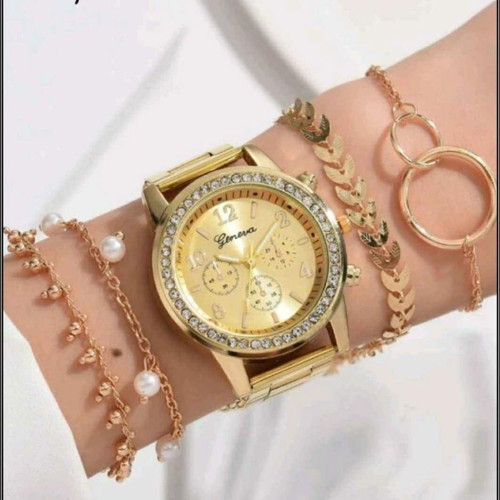 Watch with 4 bracelets new